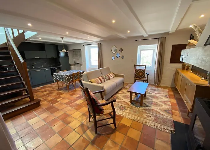 Maison Albertine * Creissels